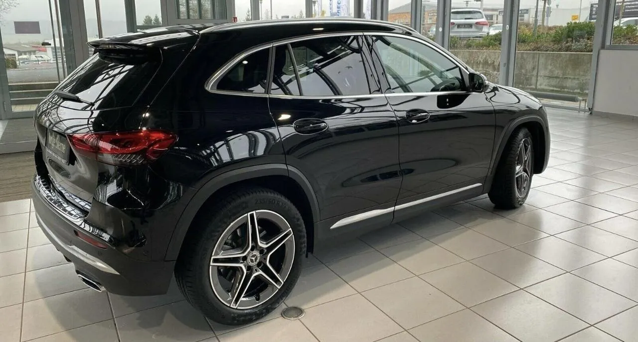 MERCEDES BENZ Classe GLA GLA 220 d Automatic Premium Image 6